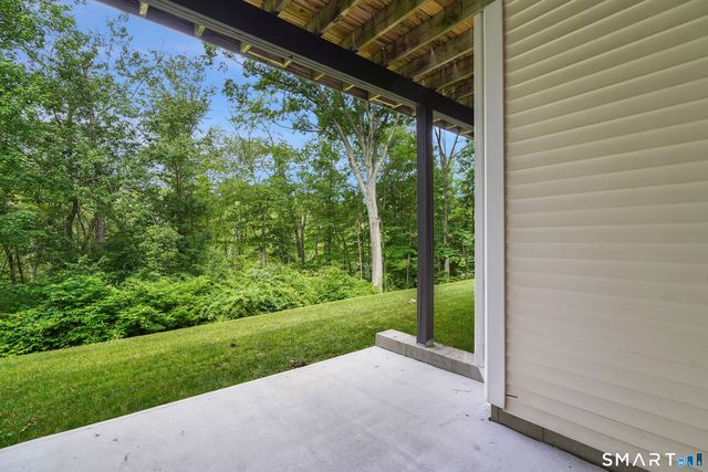1104 Bradford Drive 1104, Danbury, CT 06811