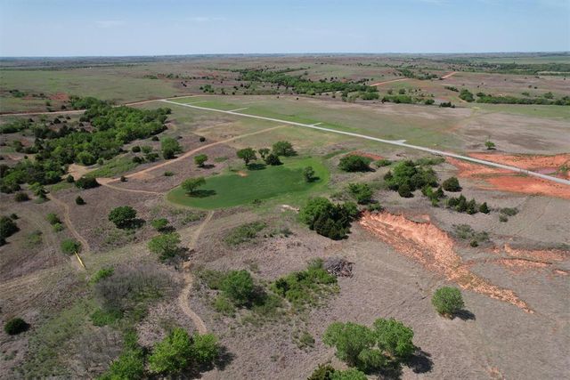 3 N 2116 Road, Butler, OK 73625