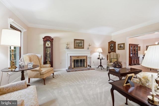 11211 CAISSON CT, Woodbridge, VA 22192