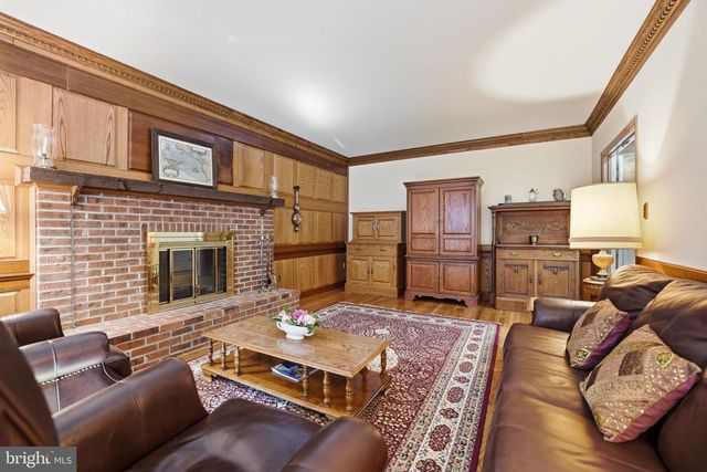 11211 CAISSON CT, Woodbridge, VA 22192