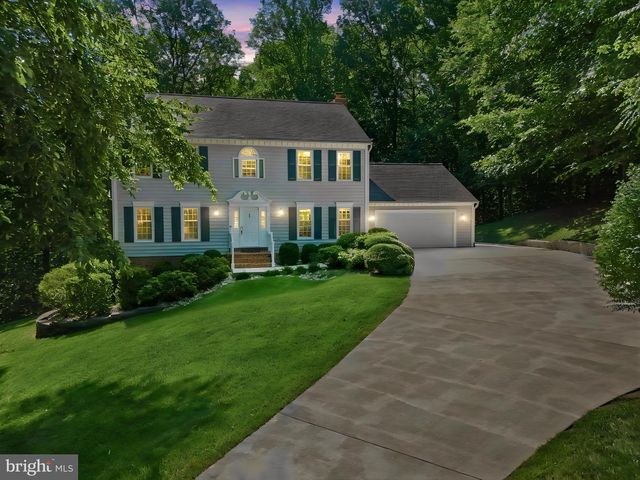 11211 CAISSON CT, Woodbridge, VA 22192