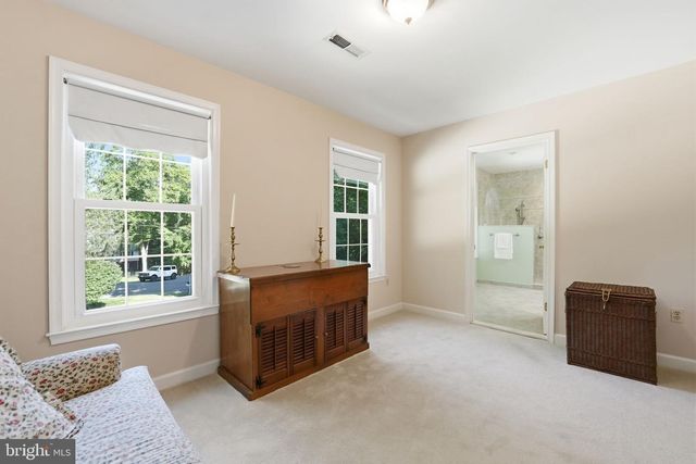 11211 CAISSON CT, Woodbridge, VA 22192