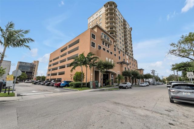 4242 NW 2nd St 807, Miami, FL 33126