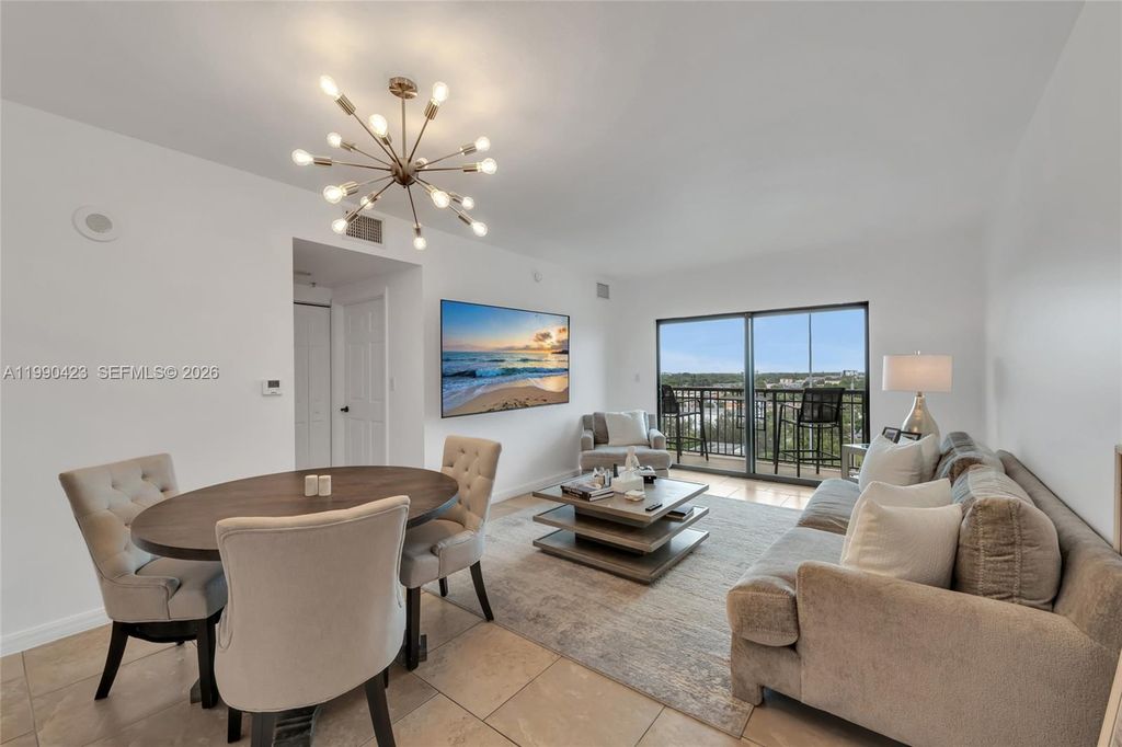 4242 NW 2nd St 807, Miami, FL 33126