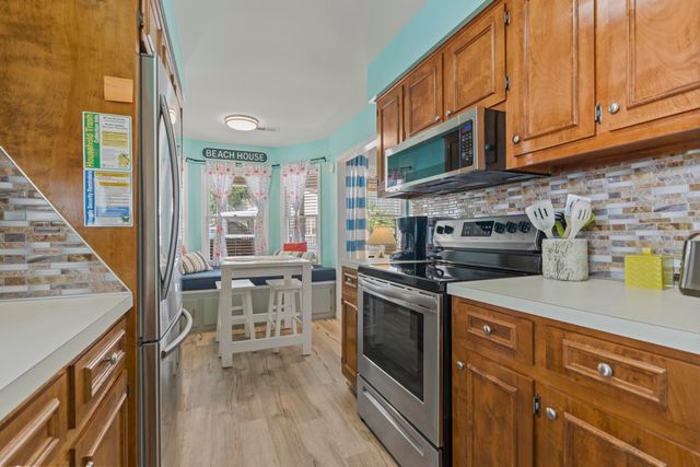 6001 - 1308 S King Hwy., Myrtle Beach, SC 29575