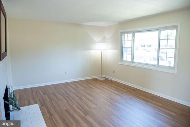 6013 HIBBLING AVE, Springfield, VA 22150