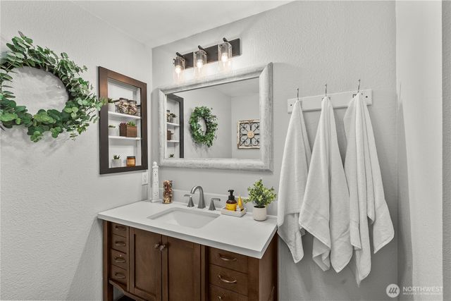 17416 SE 266th Place, Covington, WA 98042
