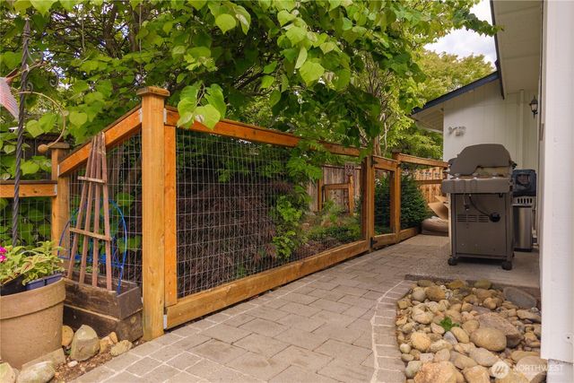 17416 SE 266th Place, Covington, WA 98042