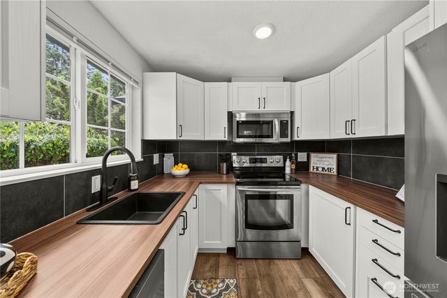 17416 SE 266th Place, Covington, WA 98042