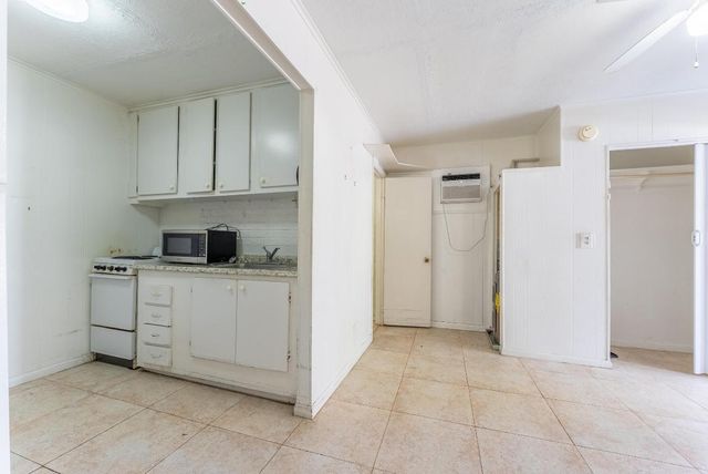 730 N 5th Street, Lantana, FL 33462