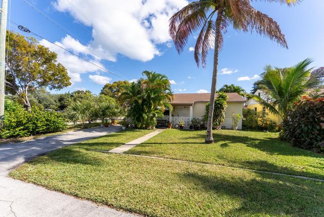 730 N 5th Street, Lantana, FL 33462