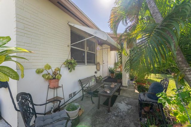 730 N 5th Street, Lantana, FL 33462