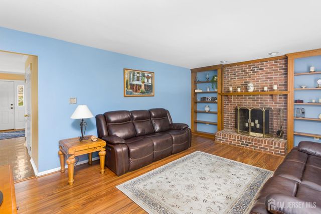 21 Drexel Hill Drive, South Brunswick, NJ 08824