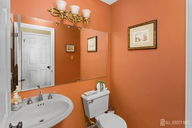 21 Drexel Hill Drive, South Brunswick, NJ 08824