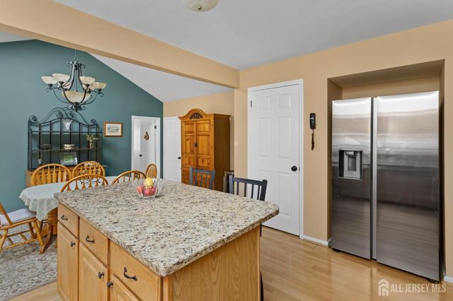 21 Drexel Hill Drive, South Brunswick, NJ 08824