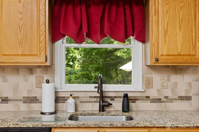 21 Drexel Hill Drive, South Brunswick, NJ 08824