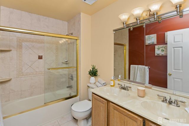 21 Drexel Hill Drive, South Brunswick, NJ 08824