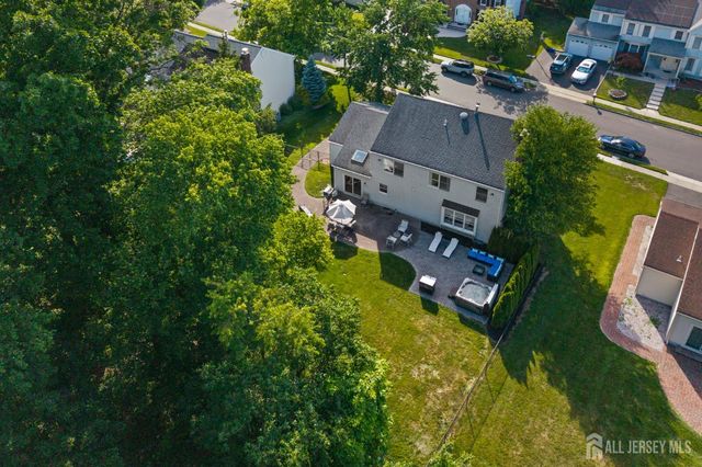 21 Drexel Hill Drive, South Brunswick, NJ 08824