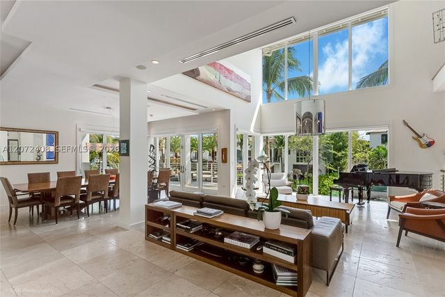 3835 Carole Ct, Miami, FL 33133