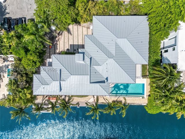 3835 Carole Ct, Miami, FL 33133