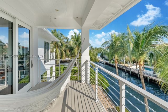 3835 Carole Ct, Miami, FL 33133