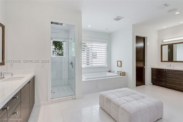 3835 Carole Ct, Miami, FL 33133