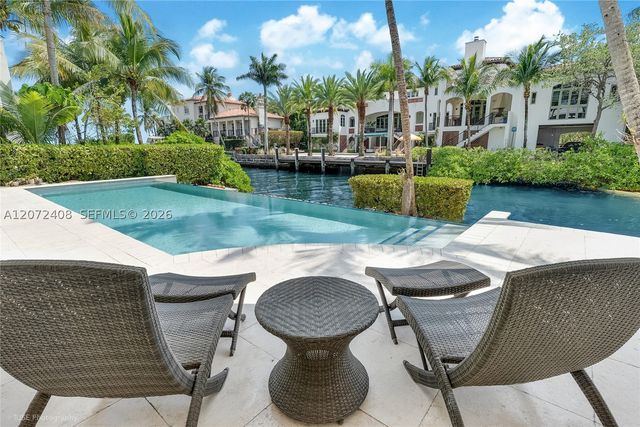 3835 Carole Ct, Miami, FL 33133