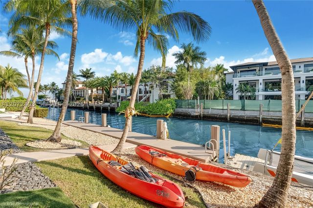 3835 Carole Ct, Miami, FL 33133