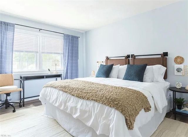 2100 Arctic Ave Apt 14, Virginia Beach, VA 23451