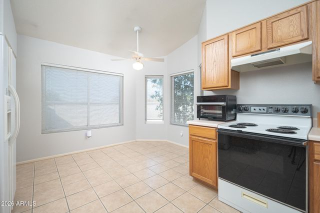 7080 W CARON Drive, Peoria, AZ 85345