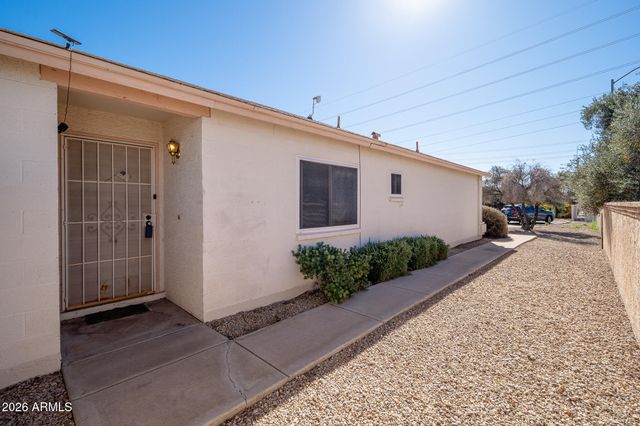 7080 W CARON Drive, Peoria, AZ 85345