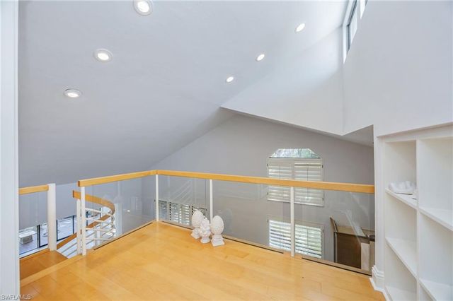 121 Bears Paw TRL, Naples, FL 34105