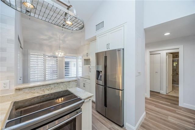 121 Bears Paw TRL, Naples, FL 34105