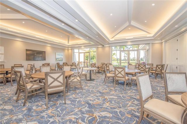 121 Bears Paw TRL, Naples, FL 34105