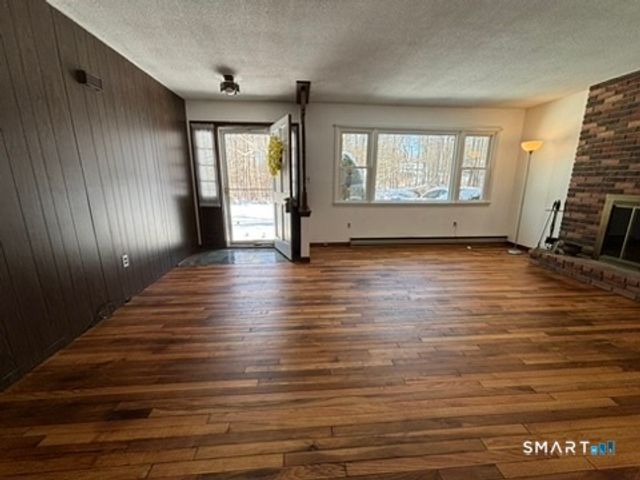 9 Marywood Road, Bethel, CT 06801