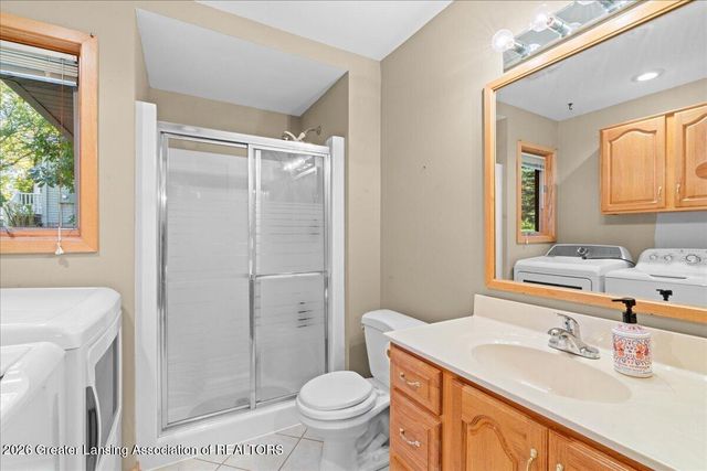 519 Looking Glass Glen Drive, Dewitt, MI 48820