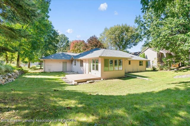 519 Looking Glass Glen Drive, Dewitt, MI 48820