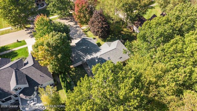 519 Looking Glass Glen Drive, Dewitt, MI 48820
