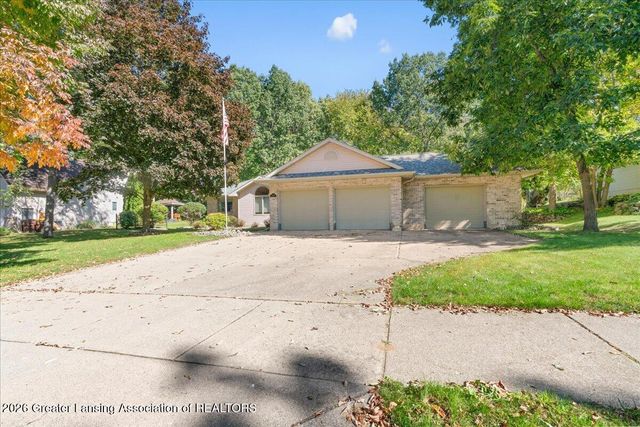 519 Looking Glass Glen Drive, Dewitt, MI 48820