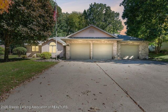 519 Looking Glass Glen Drive, Dewitt, MI 48820