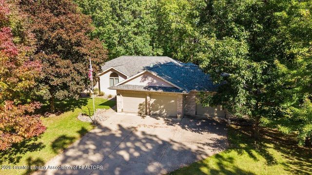 519 Looking Glass Glen Drive, Dewitt, MI 48820