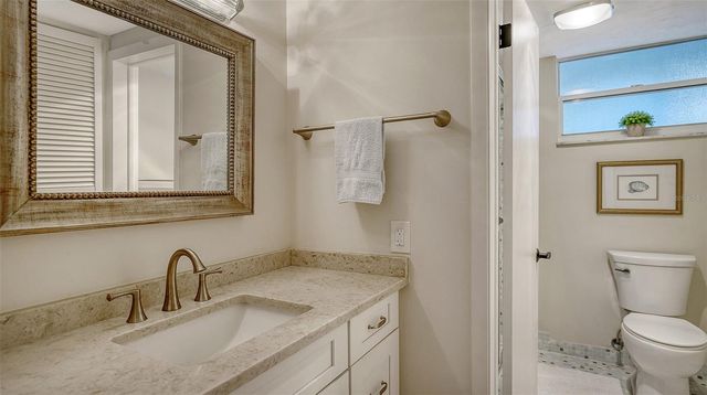 4370 CHATHAM DRIVE 204, Longboat Key, FL 34228