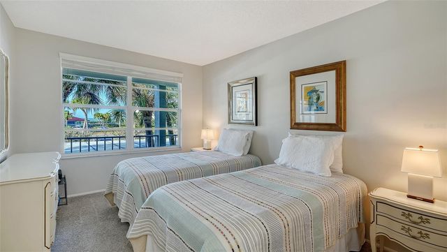 4370 CHATHAM DRIVE 204, Longboat Key, FL 34228