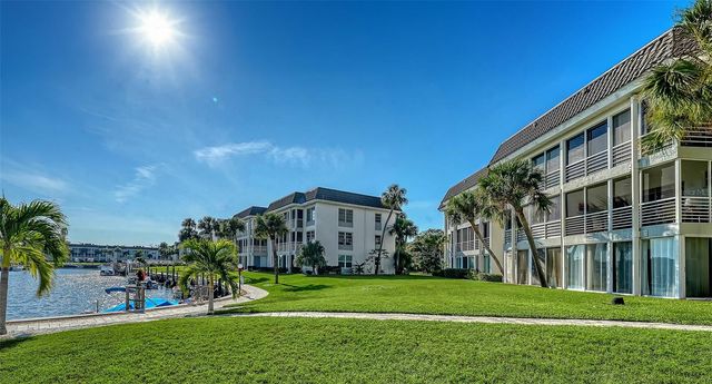 4370 CHATHAM DRIVE 204, Longboat Key, FL 34228