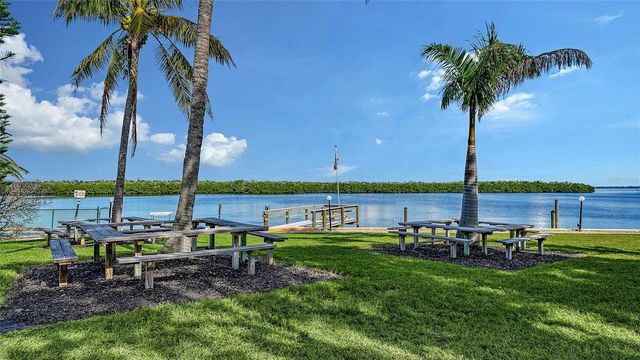 4370 CHATHAM DRIVE 204, Longboat Key, FL 34228