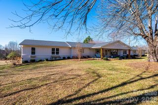 3020 Pooveys Chapel Church Road, Hudson, NC 28638