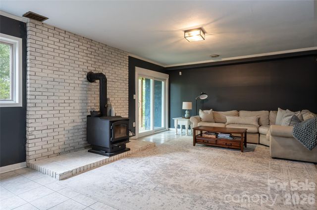 93 White Pine Drive, Fletcher, NC 28732