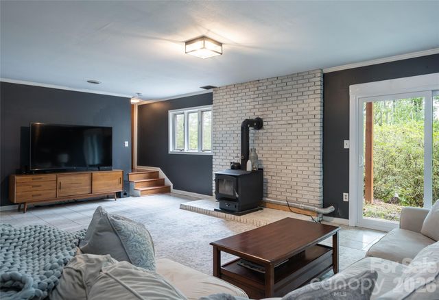93 White Pine Drive, Fletcher, NC 28732