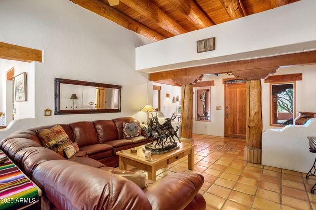 5676 S MIR Way, Hereford, AZ 85615