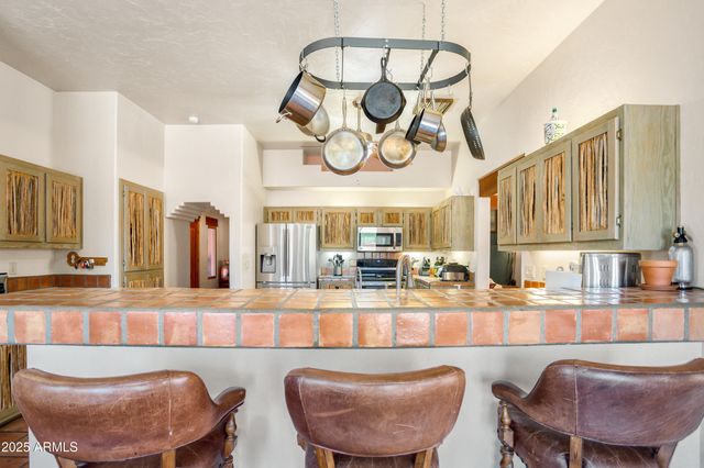 5676 S MIR Way, Hereford, AZ 85615